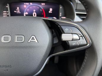 SKODA KAMIQ 1.0 Tsi Se Edition Suv 5Dr Petrol Dsg Euro 6 (S/S) (116 Ps)