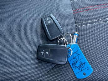 TOYOTA COROLLA 2.0 Vvt-H Gpf Gr Sport Touring Sports 5Dr Petrol Hybrid Cvt Euro