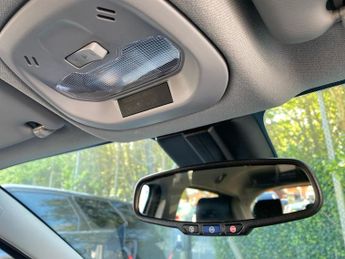 VAUXHALL VIVA 1.0I Sl Hatchback 5Dr Petrol Manual Euro 6 (75 Ps)