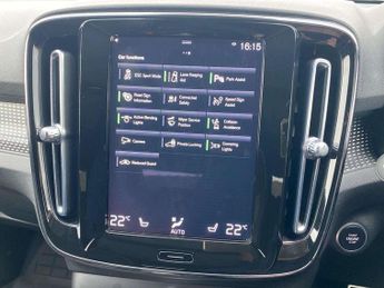 VOLVO XC40 2.0 B4P R Design Pro 5Dr Auto