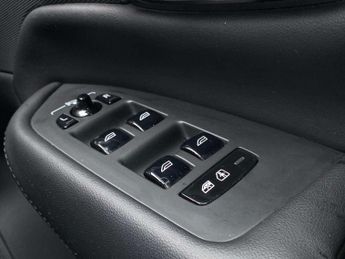 VOLVO XC90 2.0 B5D [235] Plus Dark 5Dr Awd Geartronic