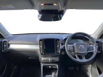 VOLVO XC40 2.0 B4P Momentum 5Dr Awd Auto