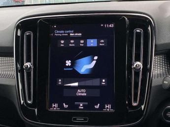 VOLVO XC40 2.0 B4P R Design Pro 5Dr Auto [7 Speed]