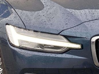 VOLVO V60 2.0 B5P Inscription 5Dr Auto