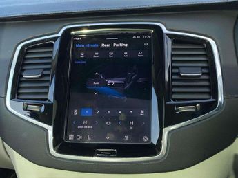 VOLVO XC90 2.0 B5D [235] Plus Dark 5Dr Awd Geartronic