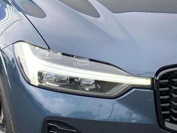 VOLVO XC60 2.0 B4P Plus Dark 5Dr Geartronic