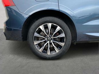 VOLVO XC60 2.0 B4P Plus Dark 5Dr Geartronic