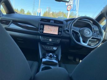 NISSAN LEAF 39Kwh N-Connecta Hatchback 5Dr Electric Auto (150 Ps)