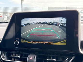 TOYOTA C-HR 1.8 Hybrid Excel 5Dr Cvt