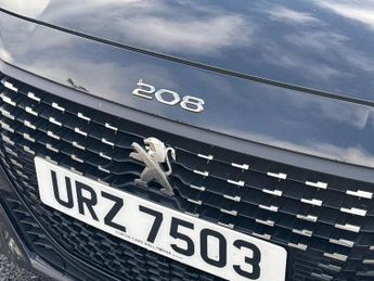 PEUGEOT 208 1.2 Puretech Allure Premium + Hatchback 5Dr Petrol Eat Euro 6 (S