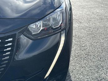 PEUGEOT 208 1.2 Puretech Allure Premium + Hatchback 5Dr Petrol Eat Euro 6 (S