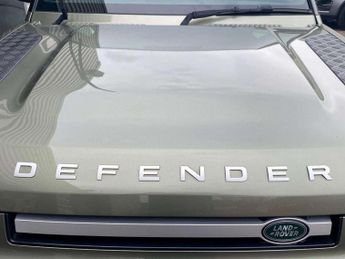 LAND ROVER DEFENDER 3.0 D250 Hard Top Se Auto