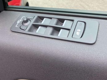 LAND ROVER DISCOVERY SPORT 2.0 D200 Dynamic Se 5Dr Auto [5 Seat]