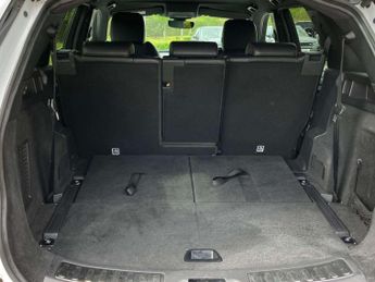 LAND ROVER DISCOVERY SPORT 2.0 D180 R-Dynamic Se 5Dr Auto