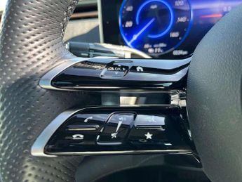 MERCEDES-BENZ EQE Eqe 300 180Kw Amg Line Premium Plus 89Kwh 4Dr Auto