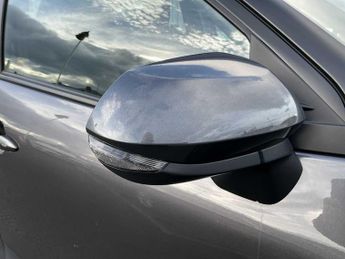 TOYOTA YARIS CROSS 1.5 Hybrid Design 5Dr Cvt