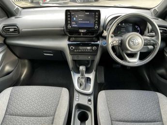 TOYOTA YARIS CROSS 1.5 Hybrid Design 5Dr Cvt
