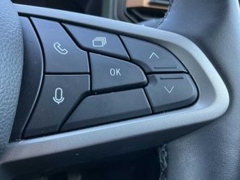 DACIA DUSTER 1.6 Hybrid 140 Extreme 5Dr Auto