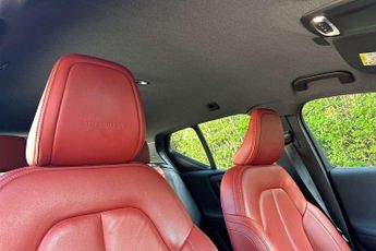 VOLVO XC40 2.0 D4 [190] Inscription Pro 5Dr Awd Geartronic