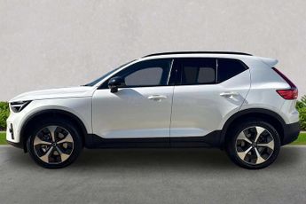 VOLVO XC40 2.0 B4P Ultimate Dark 5Dr Auto
