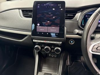 RENAULT ZOE R135 Ev50 52Kwh Gt Line Hatchback 5Dr Electric Auto (Rapid Charg