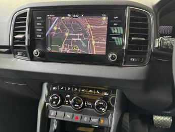 SKODA KAROQ 1.5 Tsi Act Se L Suv 5Dr Petrol Dsg Euro 6 (S/S) (150 Ps)