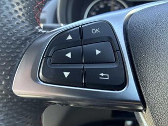 MERCEDES-BENZ B CLASS B200 Amg Line Premium Plus 5Dr Auto