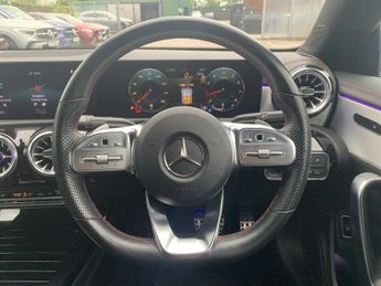 MERCEDES-BENZ CLA Cla 200 Amg Line Executive 4Dr Tip Auto