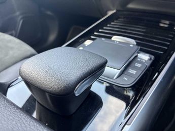 MERCEDES-BENZ EQA Eqa 250 140Kw Amg Line 66.5Kwh 5Dr Auto