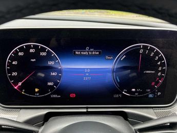 MERCEDES-BENZ C CLASS C300E Amg Line 4Dr 9G-Tronic