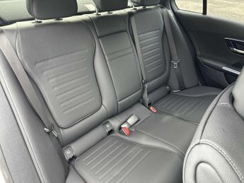 MERCEDES-BENZ C CLASS C300E Amg Line 4Dr 9G-Tronic