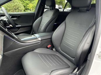 MERCEDES-BENZ C CLASS C300E Amg Line 4Dr 9G-Tronic