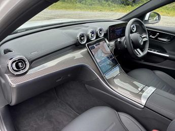 MERCEDES-BENZ C CLASS C300E Amg Line 4Dr 9G-Tronic