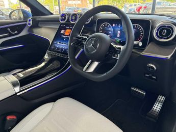 MERCEDES-BENZ GLC Glc 300E 4Matic Amg Line Prem [Pan] 5Dr 9G-Tronic