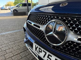 MERCEDES-BENZ GLC Glc 300E 4Matic Amg Line Prem [Pan] 5Dr 9G-Tronic