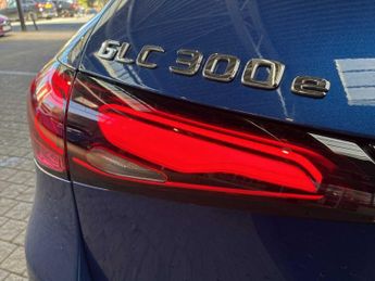 MERCEDES-BENZ GLC Glc 300E 4Matic Amg Line Prem [Pan] 5Dr 9G-Tronic