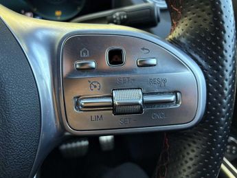 MERCEDES-BENZ EQA Eqa 250 140Kw Amg Line 66.5Kwh 5Dr Auto