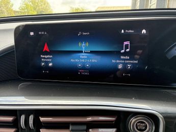 MERCEDES-BENZ EQC Eqc 400 300Kw Amg Line Premium 80Kwh 5Dr Auto