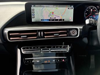 MERCEDES-BENZ EQC Eqc 400 300Kw Amg Line Premium 80Kwh 5Dr Auto