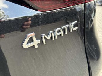 MERCEDES-BENZ EQC Eqc 400 300Kw Amg Line Premium 80Kwh 5Dr Auto