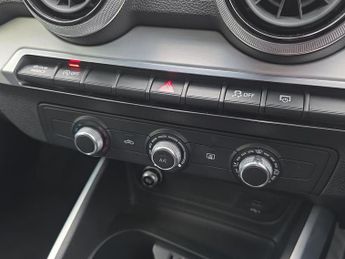 AUDI Q2 1.5 Tfsi Cod 35 S Line Suv 5Dr Petrol S Tronic Euro 6 (S/S) (150