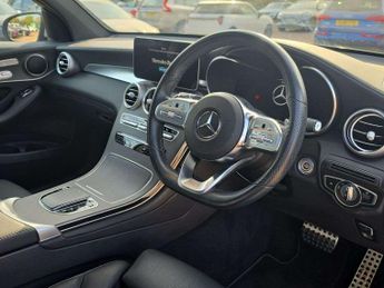 MERCEDES-BENZ GLC COUPE Glc 300D 4Matic Amg Line Prem Plus 5Dr 9G-Tronic