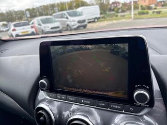 NISSAN JUKE 1.6 N-Connecta Suv 5Dr Petrol Hybrid Auto Euro 6 (143 Ps)