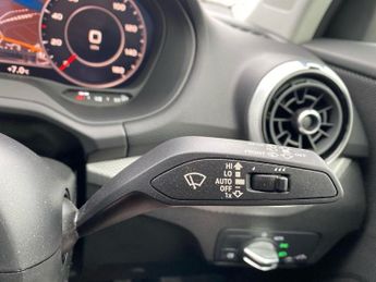 AUDI Q2 35 Tfsi Sport 5Dr S Tronic [C+S]