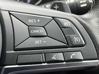 NISSAN JUKE 1.0 Dig-T 114 N-Connecta 5Dr Dct