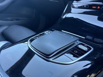 MERCEDES-BENZ EQC Eqc 400 300Kw Amg Line Premium 80Kwh 5Dr Auto