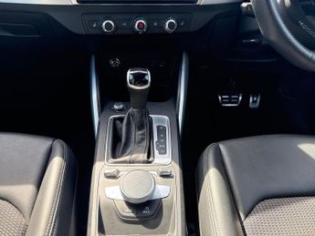AUDI Q2 35 Tfsi S Line 5Dr S Tronic