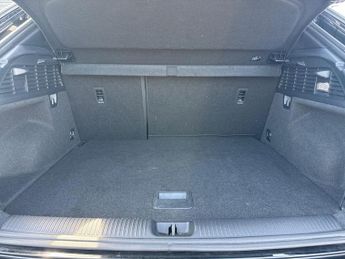 AUDI Q2 35 Tfsi S Line 5Dr S Tronic