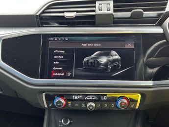 AUDI Q3 1.5 Tfsi Cod 35 S Line Suv 5Dr Petrol S Tronic Euro 6 (S/S) (150