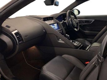 JAGUAR F-TYPE 5.0 P450 Supercharged V8 R-Dynamic Black 2Dr Auto
